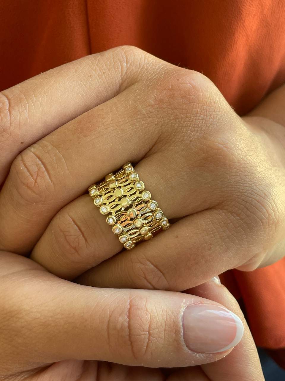 Anillo OLMEDO y pulsera en brillantes de oro amarillo 18 ktes