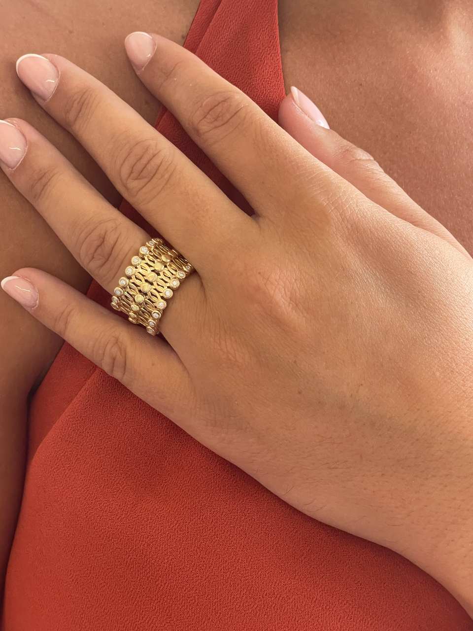 Anillo OLMEDO y pulsera en brillantes de oro amarillo 18 ktes
