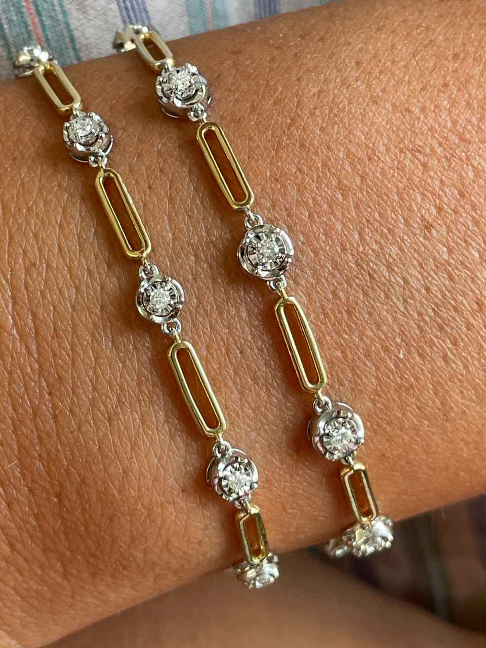 Pulsera ARONIA en oro blanco y amarillo de 18 ktes con brillantes