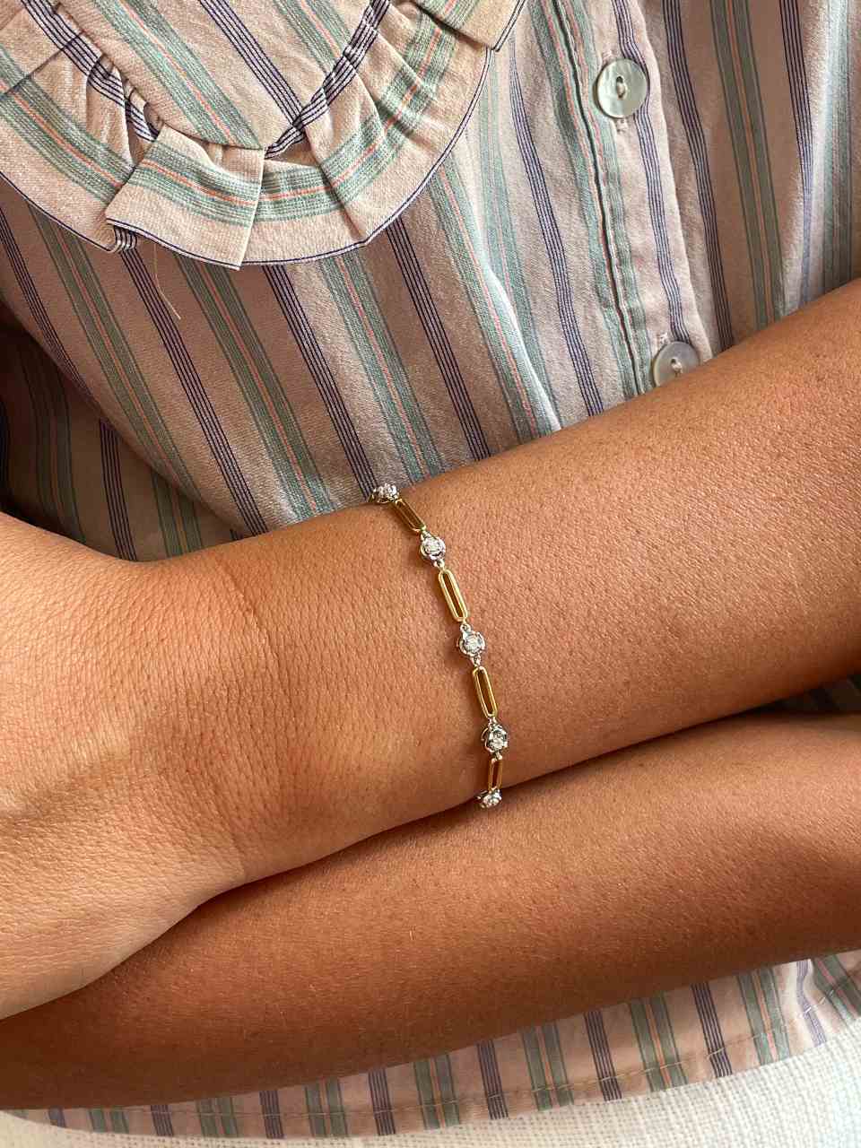 Pulsera ARONIA en oro blanco y amarillo de 18 ktes con brillantes