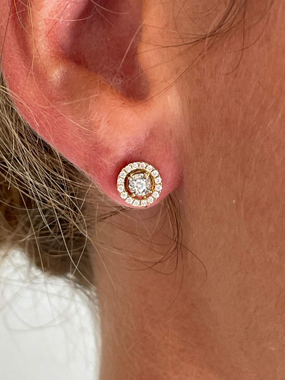 MUNICH detachable earrings in 18k yellow and white gold with diamonds.