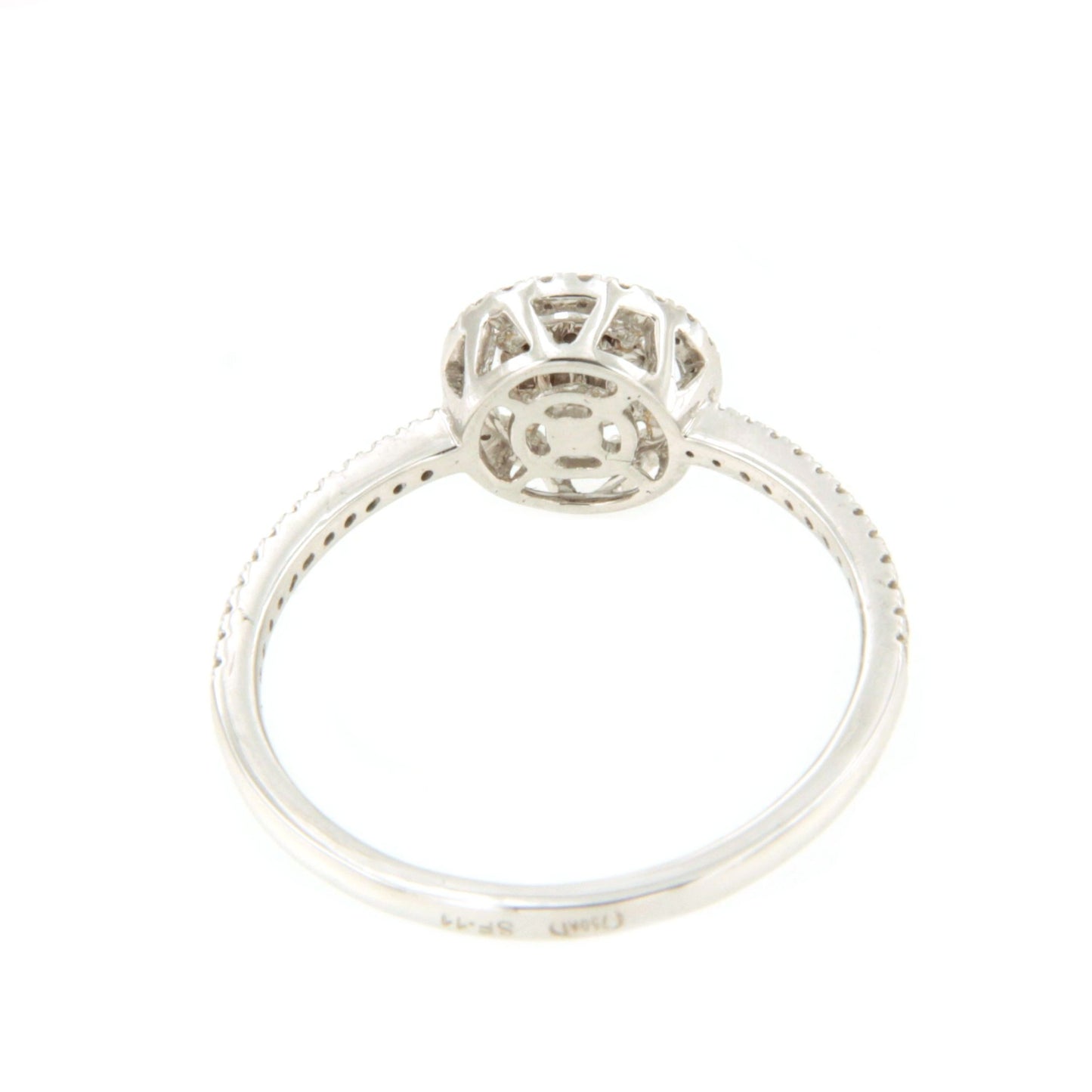 Anillo BERGEN redondo en oro blanco 18 ktes con brillantes y baguettes.