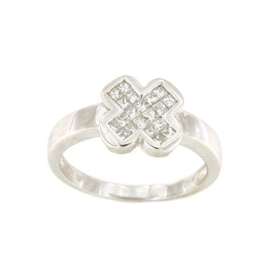 SPARTINAS ring in 18k white gold with princess diamonds.