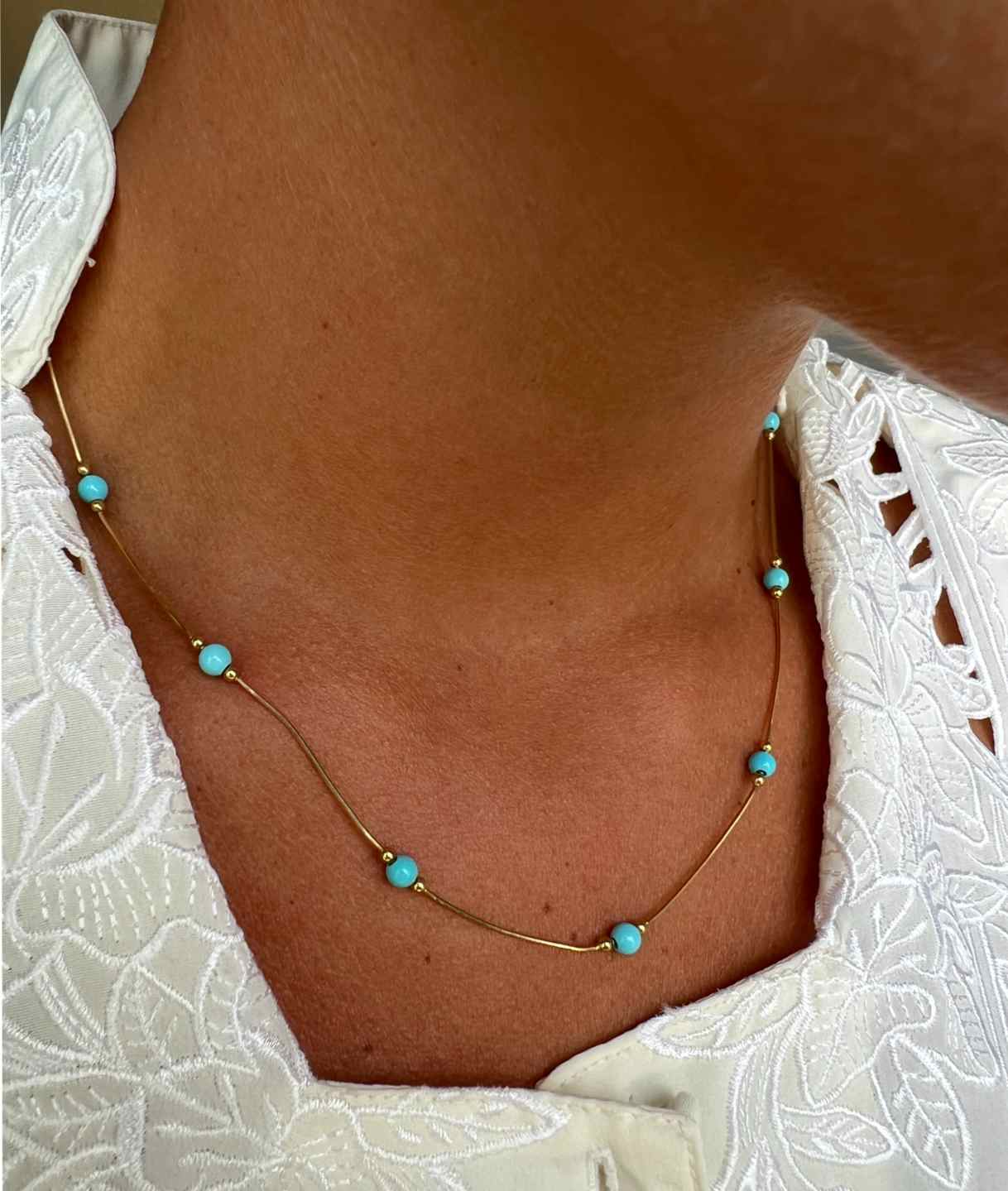 PILLO choker in 18k gold and turquoise