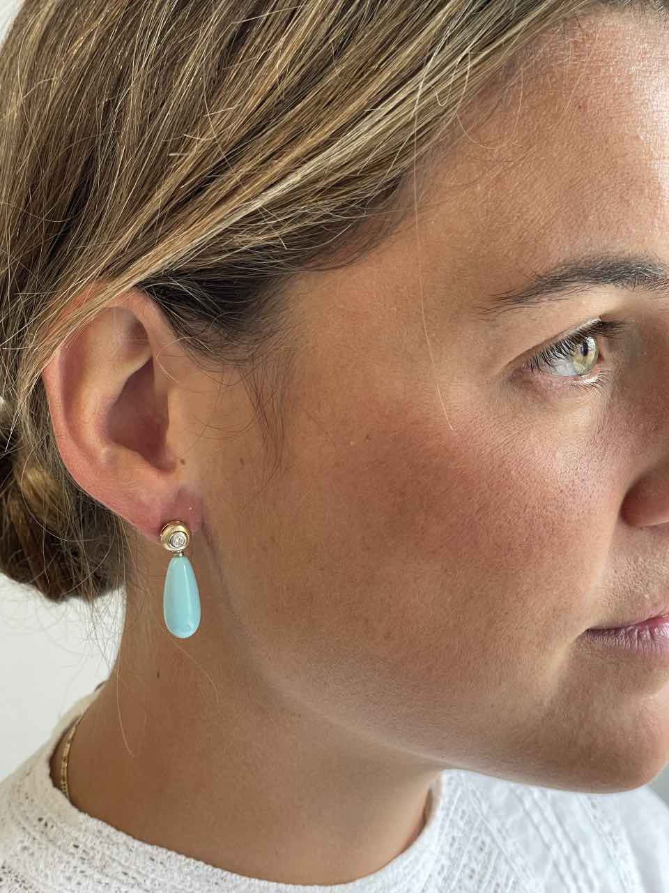 HORNA pendant with diamond bezel in 18k yellow and white gold