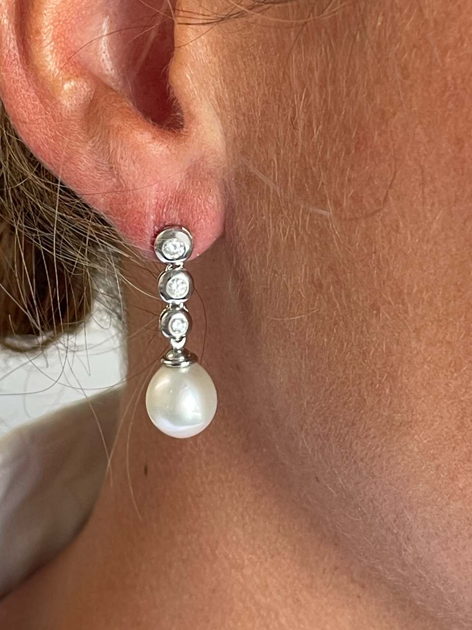 Pendientes OLIMPO de brillantes y perlas australianas