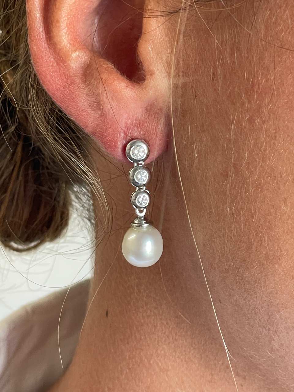 Pendientes OLIMPO de brillantes y perlas australianas