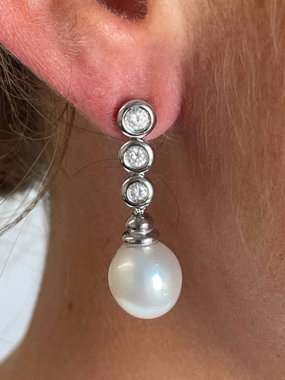 Pendientes OLIMPO de brillantes y perlas australianas