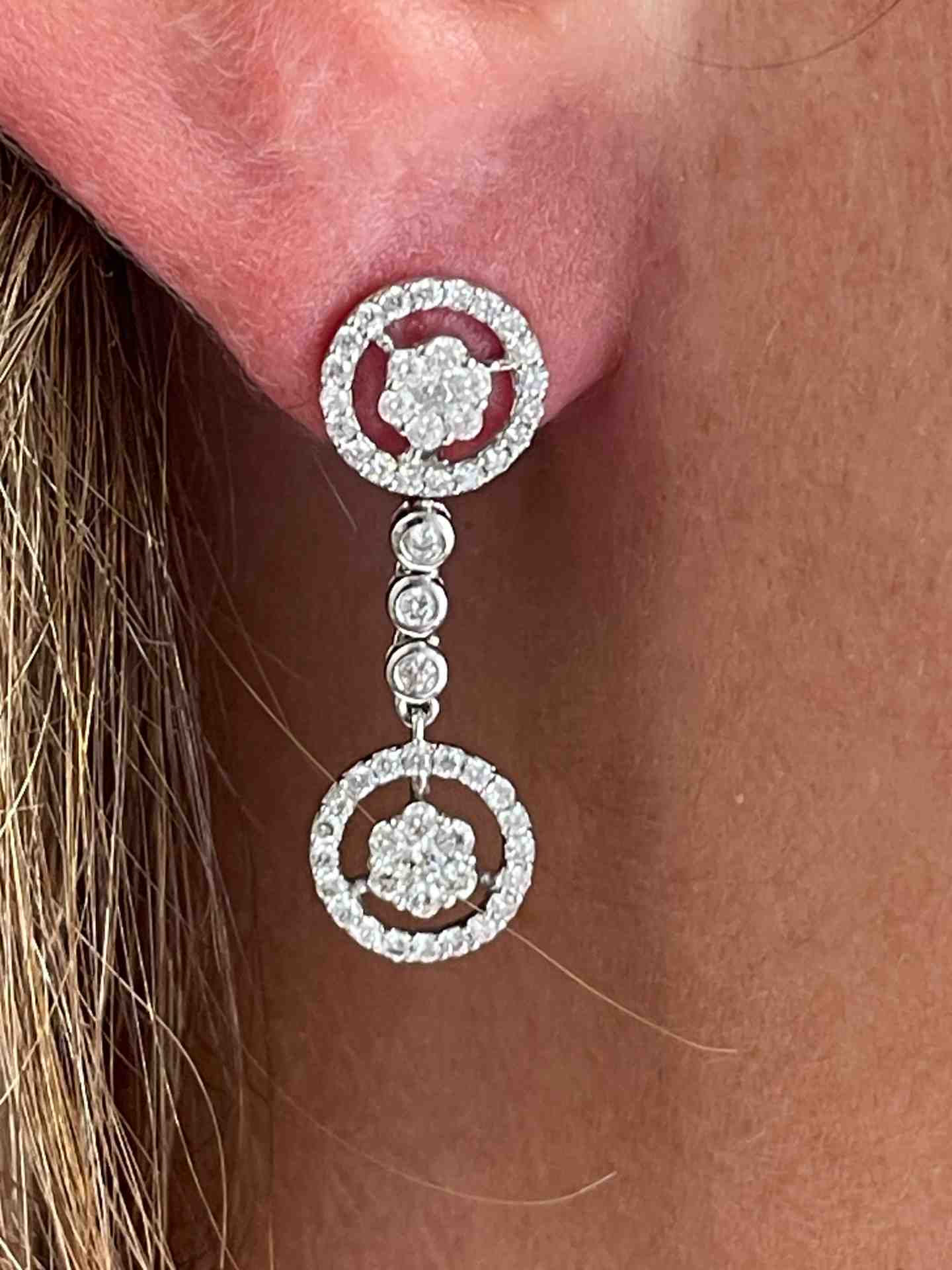 Pendientes ESTRASBURGO desmontable en oro blanco 18 ktes y brillantes