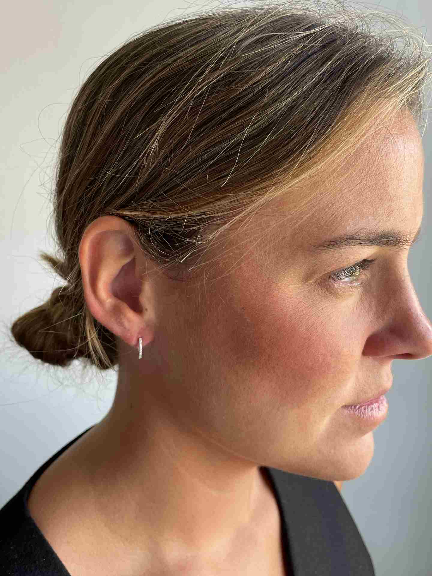 POITIERS earring, small diamond hoop in 18k white gold