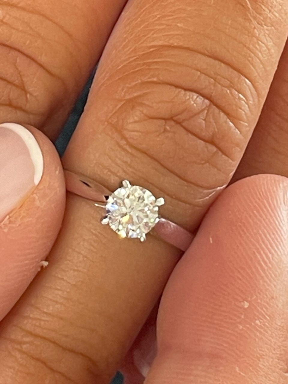 LAVAL classic solitaire diamond ring in 18k white gold