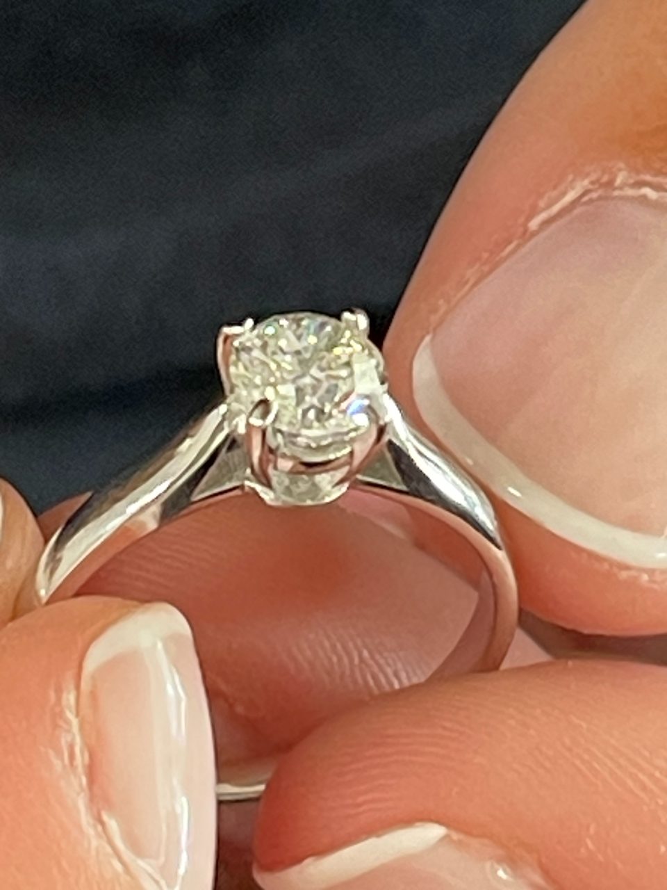 LAVAL classic solitaire diamond ring in 18k white gold