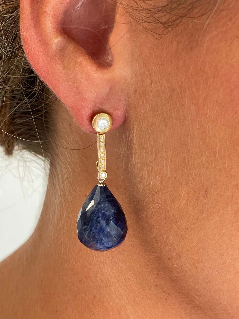 NEVERS detachable stud earrings in 18k yellow gold