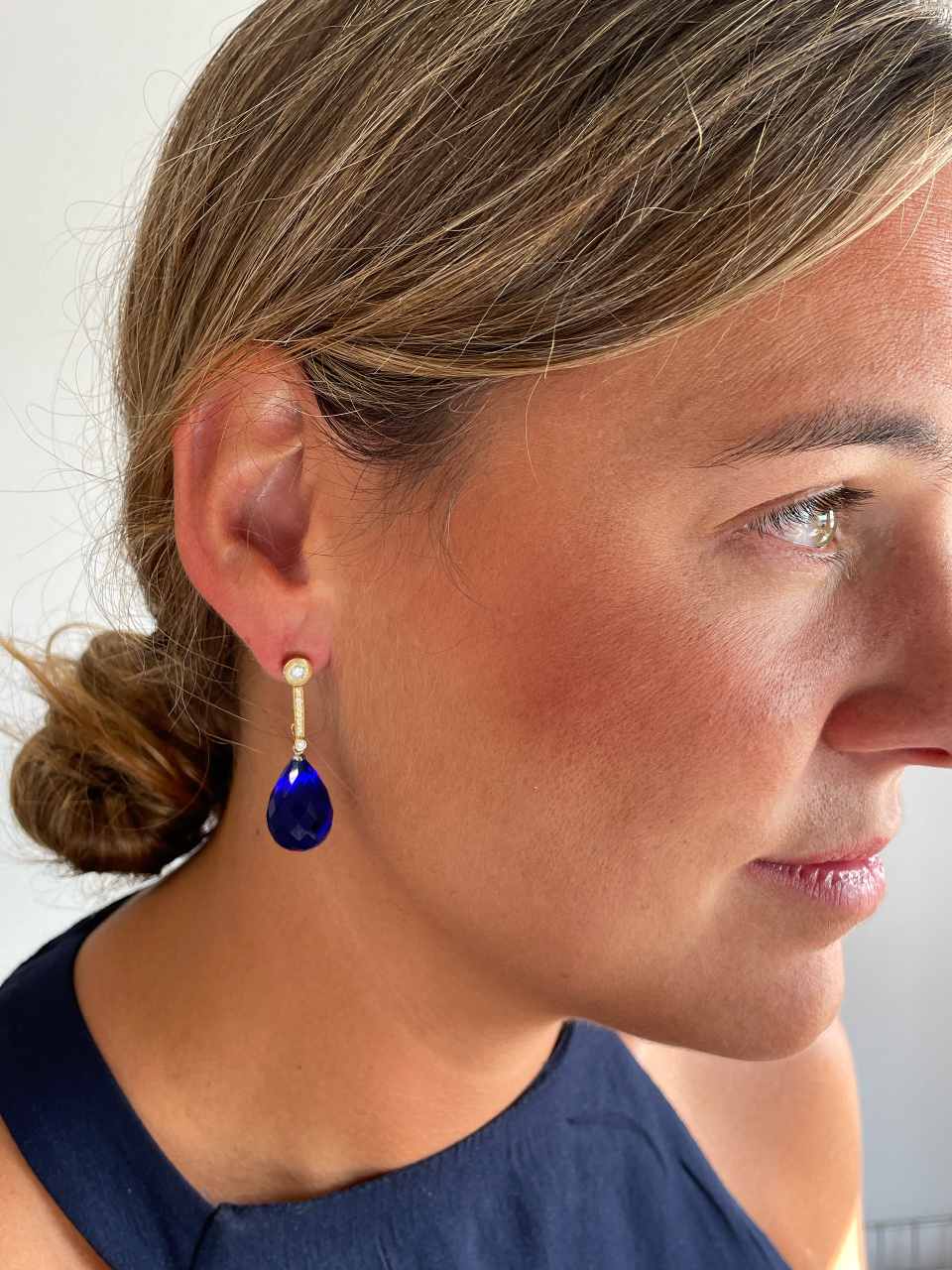 NEVERS detachable stud earrings in 18k yellow gold