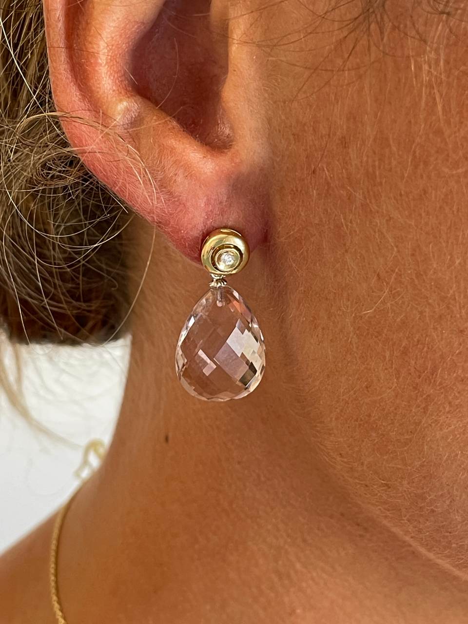 MOKKARILLOS detachable stud earrings with diamonds in 18k gold