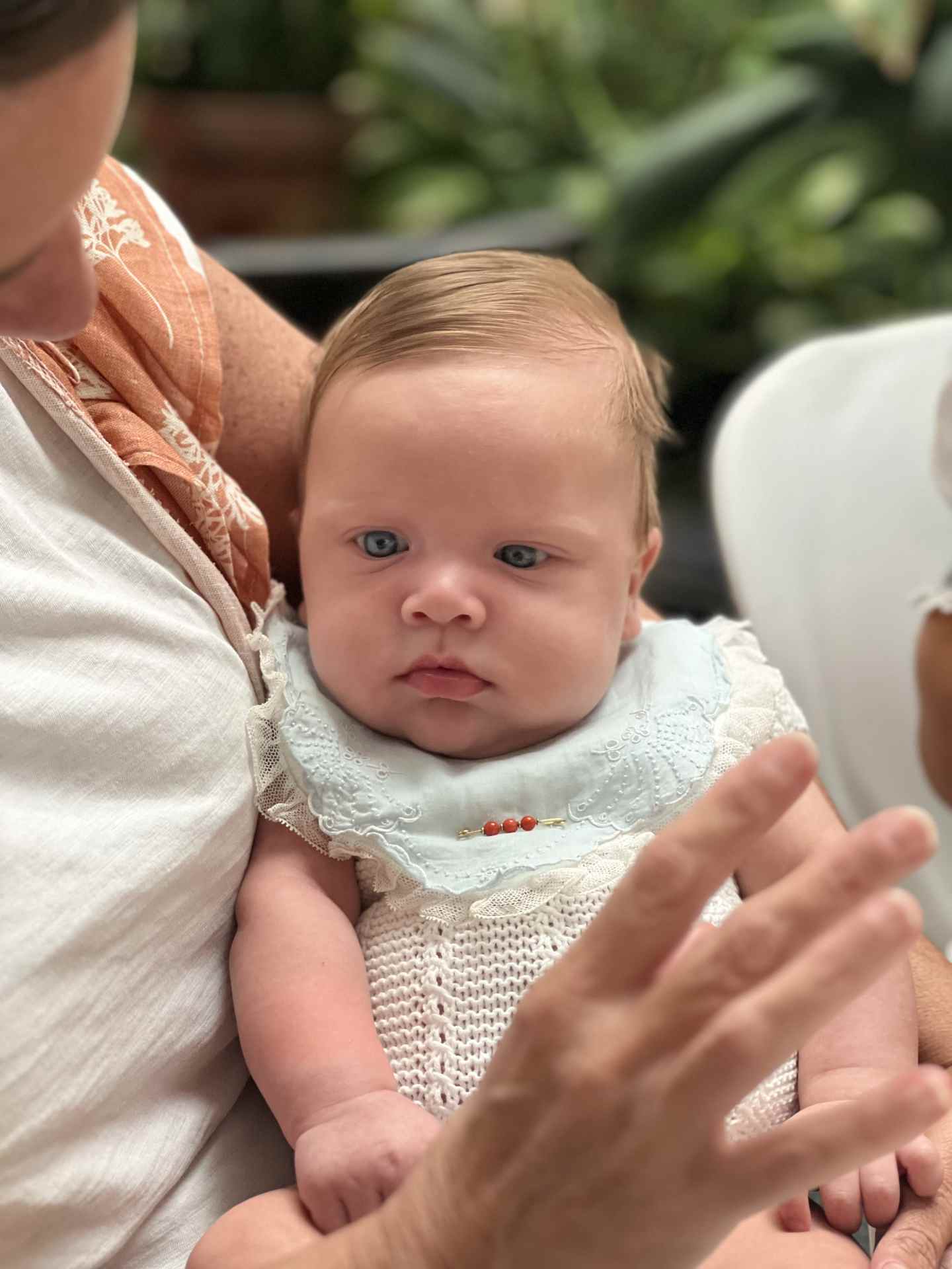 18-karat yellow gold Louis pin with coral/pearls/turquoise