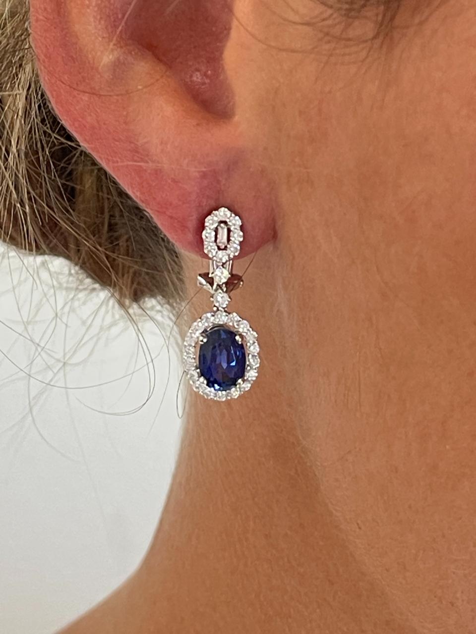 TORTOLI long earrings with diamonds and sapphires in 18k white gold