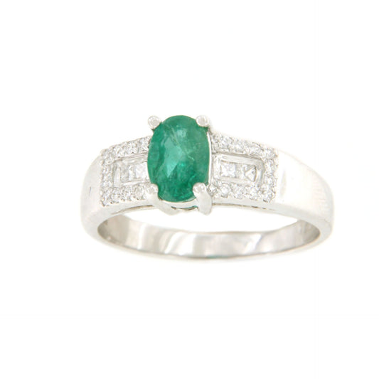 Anillo RIBADEO esmeralda y diamantes  en oro blanco 18 ktes .