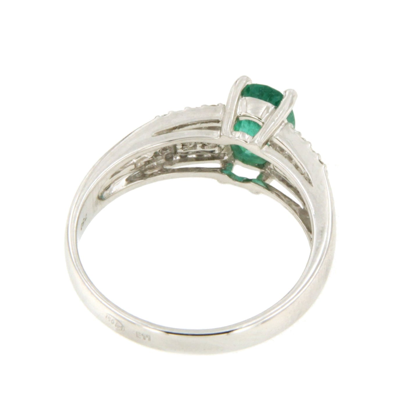 Anillo RIBADEO esmeralda y diamantes en oro blanco 18 ktes .