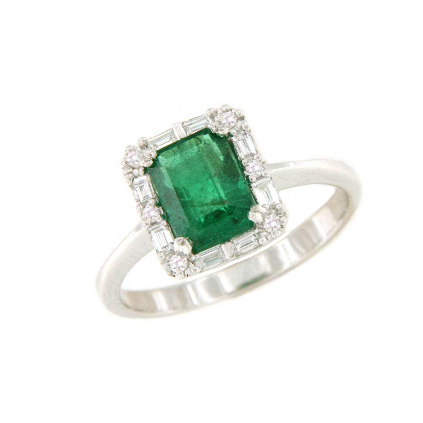 BETANZO ring with emeralds, baguettes and diamonds in 18k white gold