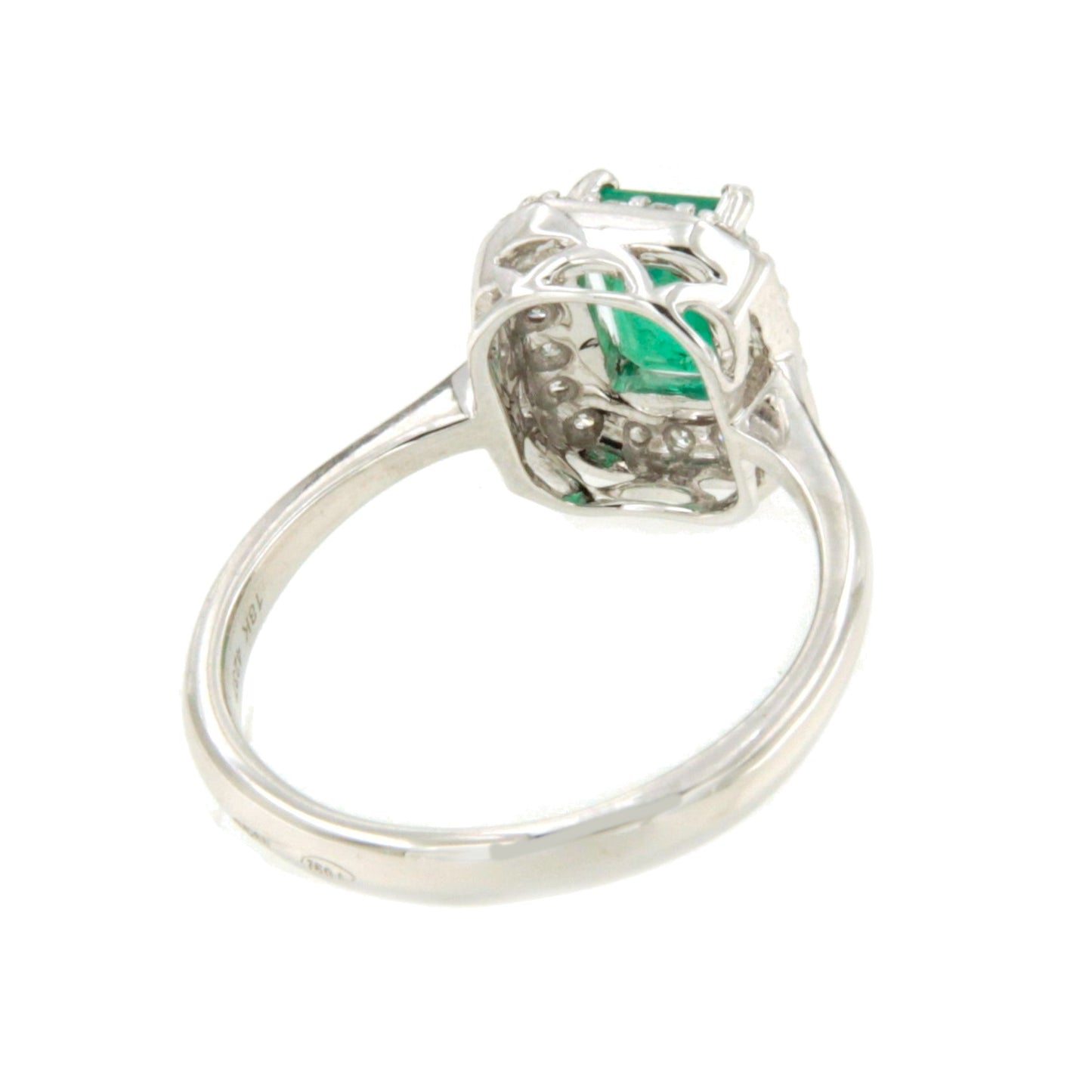 Anillo MARACUYA roseta esmeralda y brillantes oro blanco de 18 ktes.