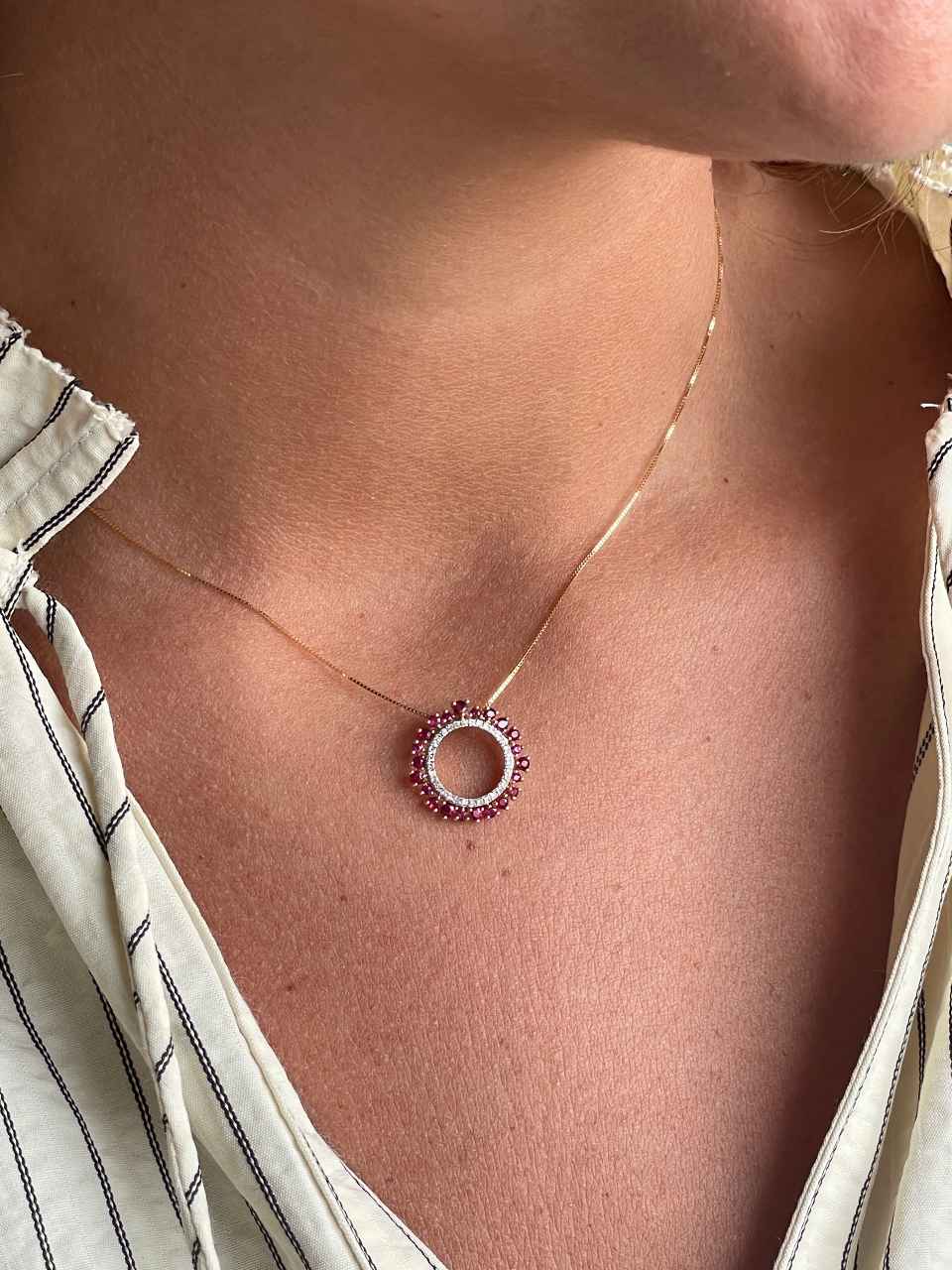 SOLARA pendant in 14k gold with diamonds and rubies/emeralds