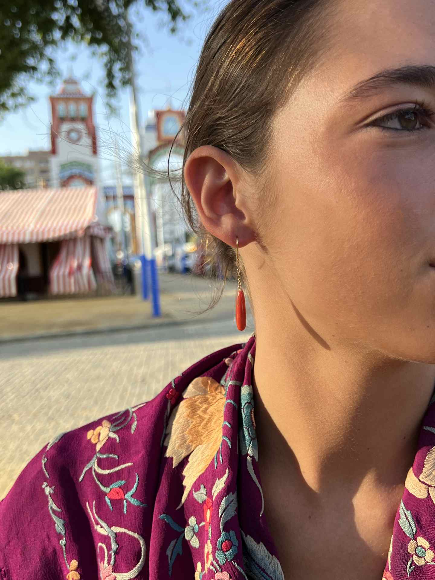 PASTORA earrings in coral and 18-karat gold