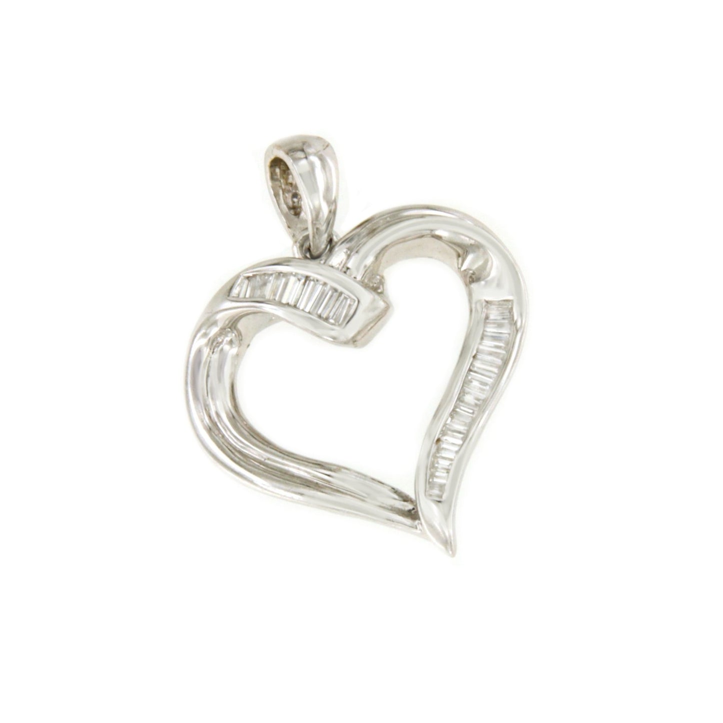 KIBO pendant in 18k white gold heart and baguettes