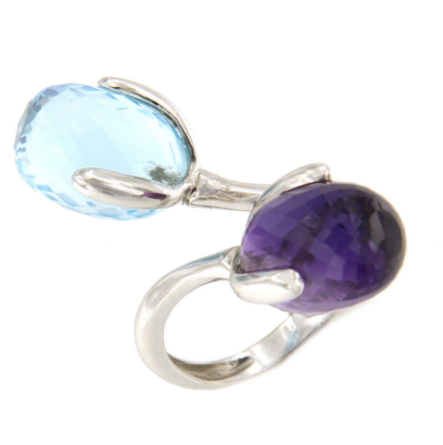 Anillo NAVAS tu y yo en amatista y cuarzo azul en oro blanco de 18 ktes.