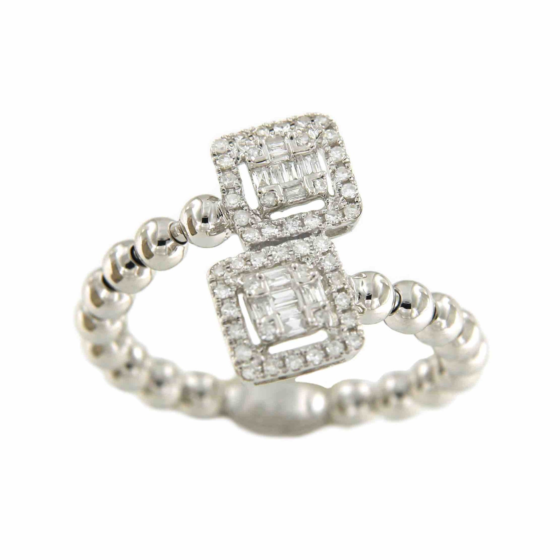 Anillo SEBNEM de oro amarillo o blanco con brillantes y baguettes