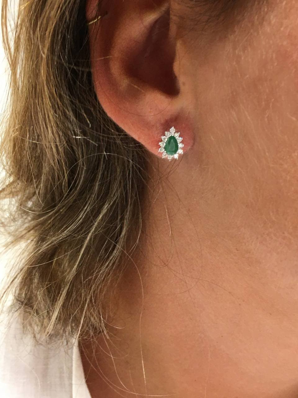 Pendientes SERMIN de oro blanco con brillantes y esmeraldas - Roman Joyero