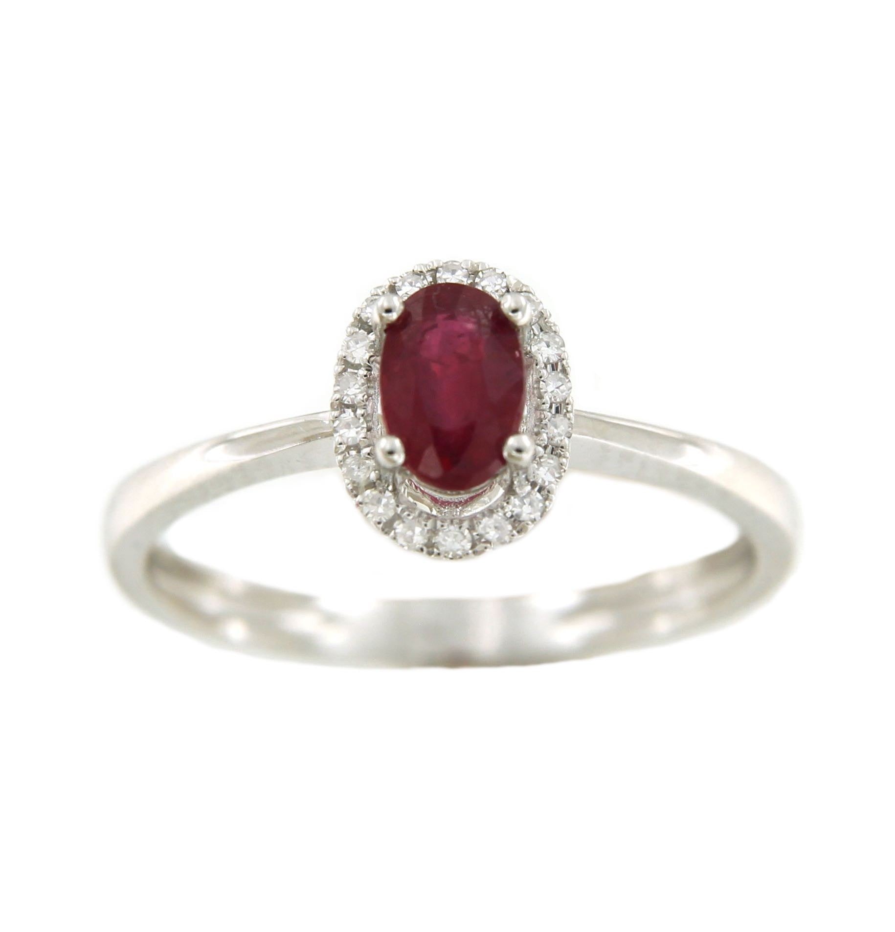 Anillo SERPIL en oro blanco con brillantes y esmeralda, rubí o zafiro