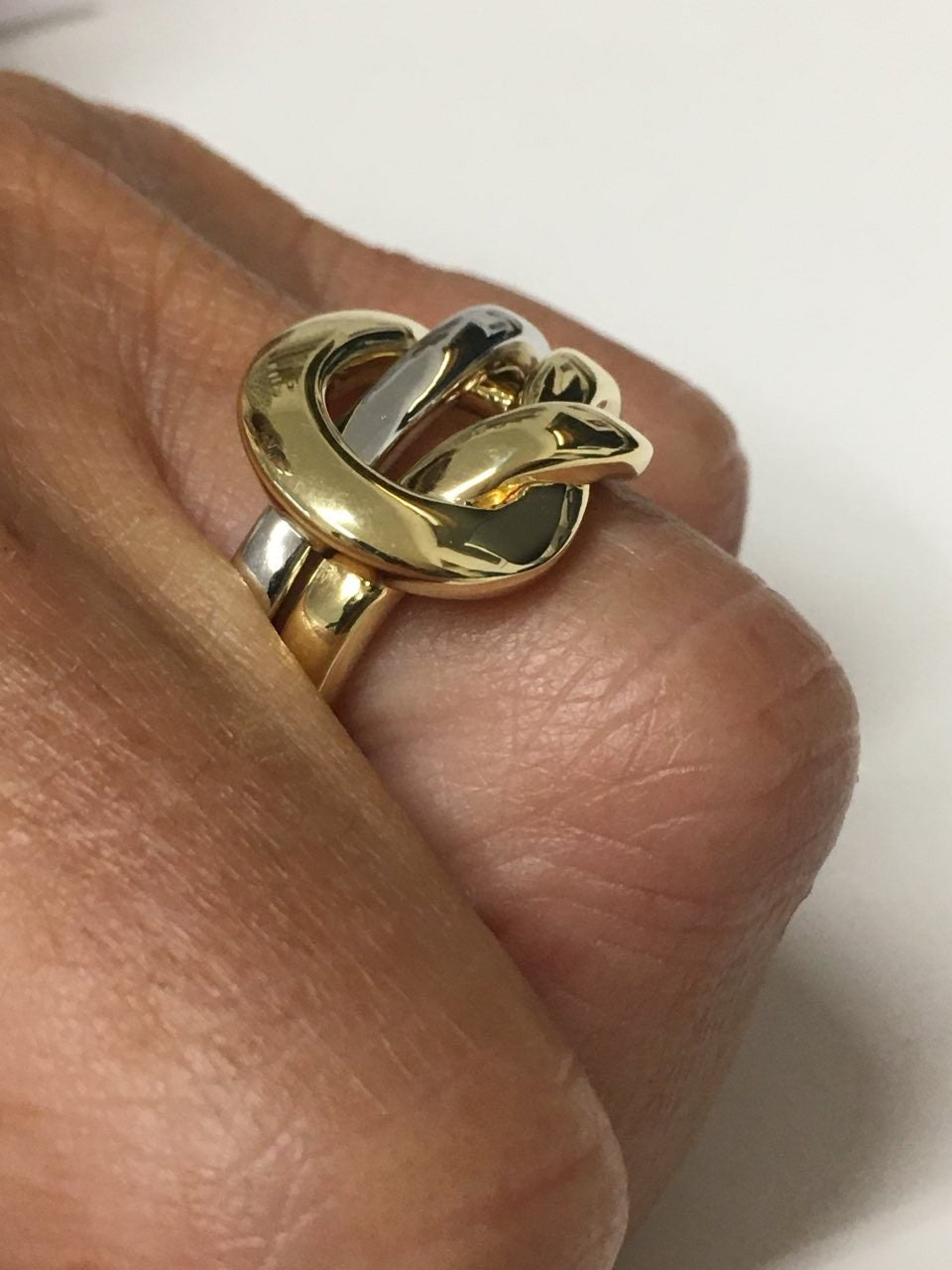 Anillo SEVIL en oro amarillo y oro blanco de 18 kilates - Roman Joyero