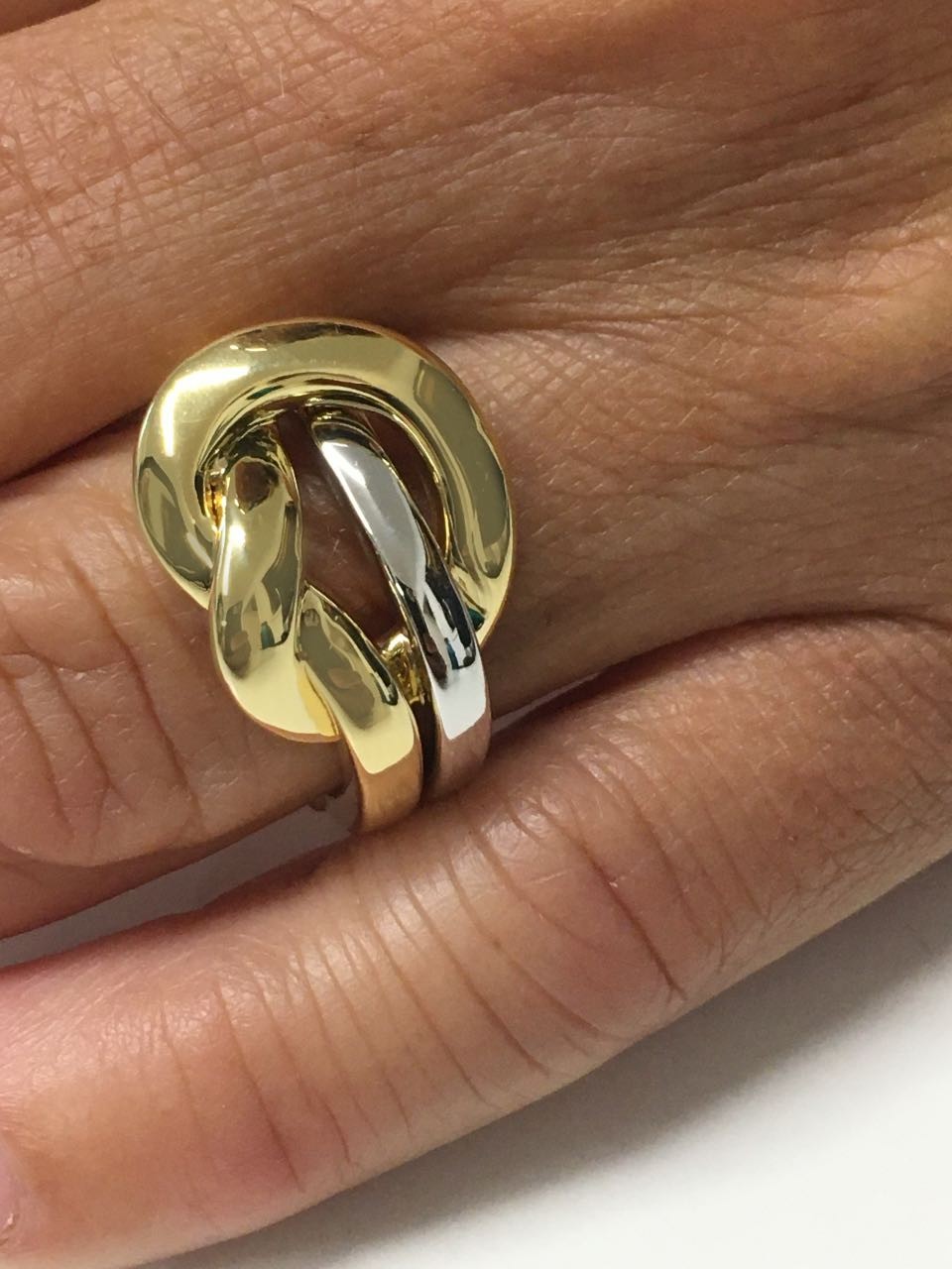 Anillo SEVIL en oro amarillo y oro blanco de 18 kilates - Roman Joyero