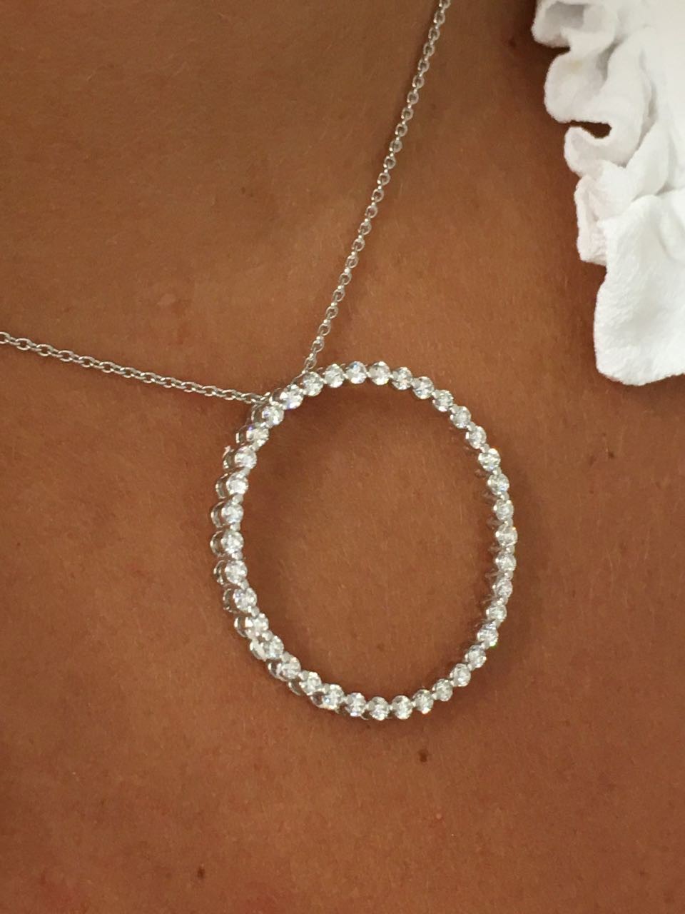 Colgante oro MASSET con brillantes