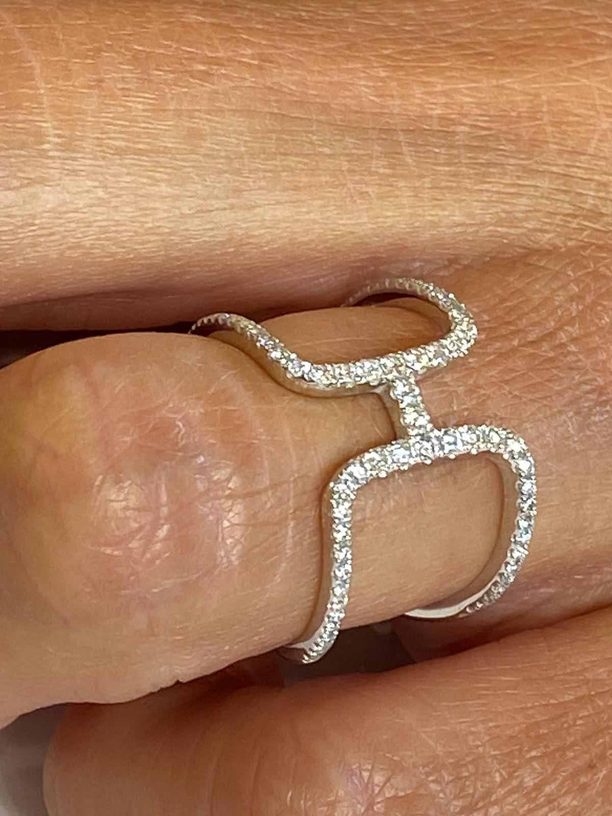 INVICTUS, anillo de oro blanco con diamantes - Roman Joyero