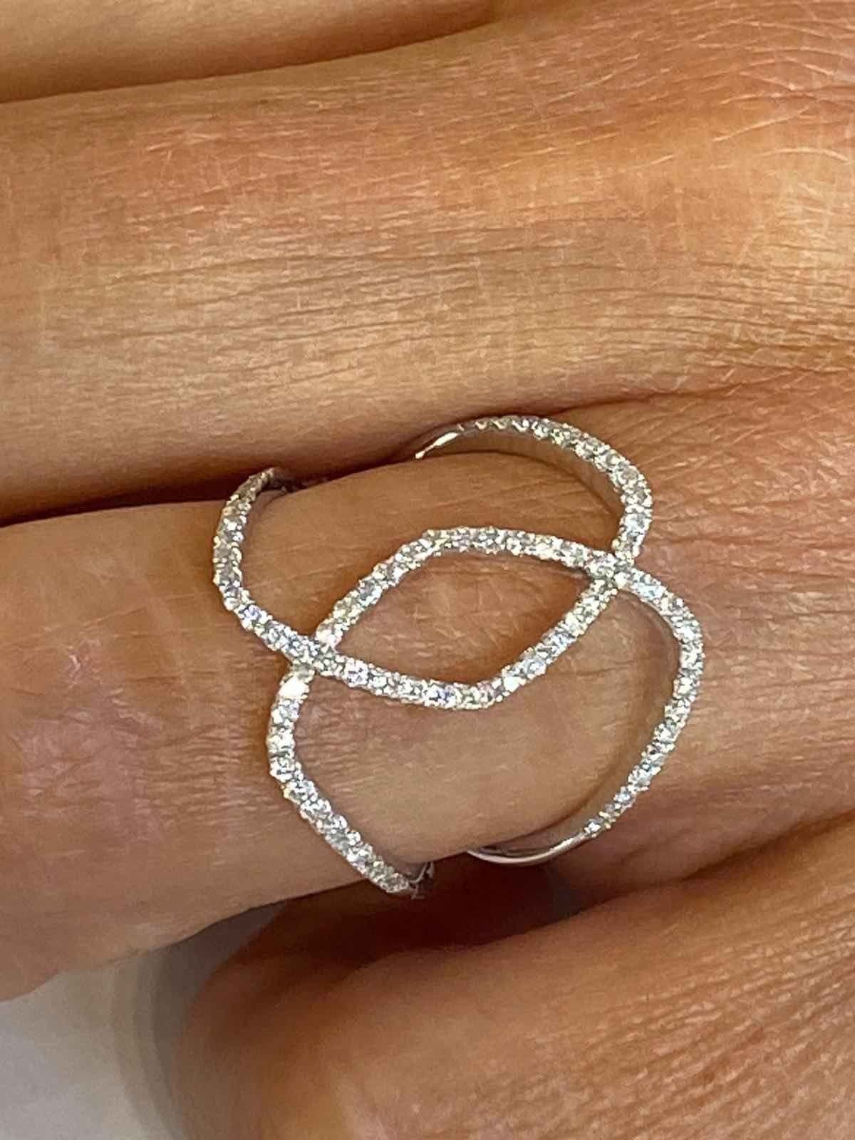 ATLANTES, anillo de oro blanco con diamantes - Roman Joyero