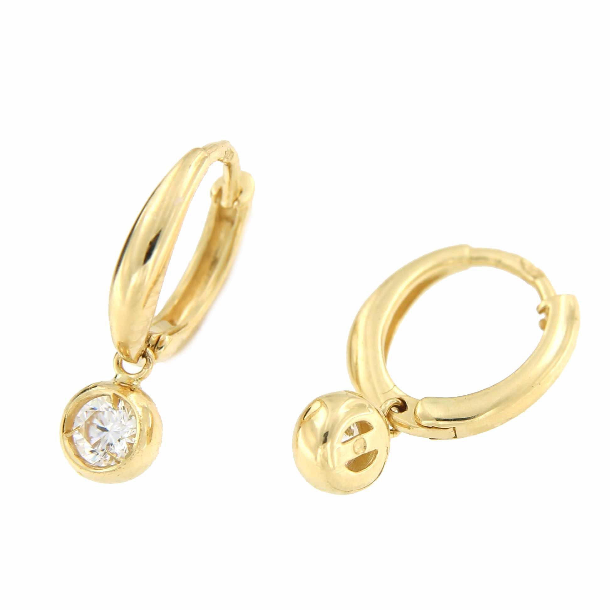 Pendientes argollas con circonita colgando BEYAZ en oro 18 kts - Roman Joyero