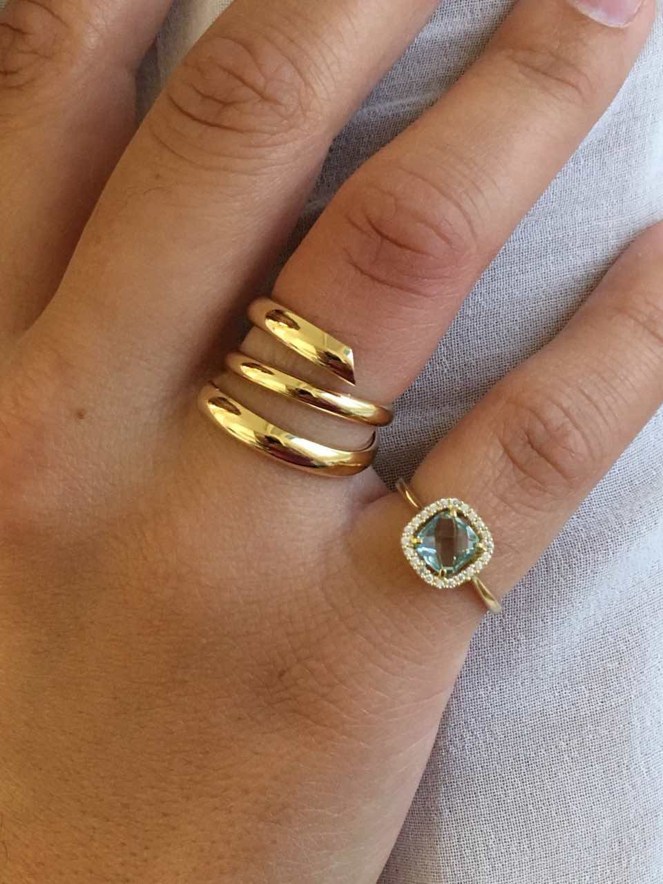 Anillo CEYLAN en oro amarillo 18kt cuarzo azul y circonitas - Roman Joyero