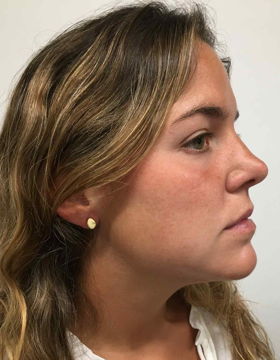 Pendiente forma de pera SIBEL realizado en oro de 18 kilates - Roman Joyero