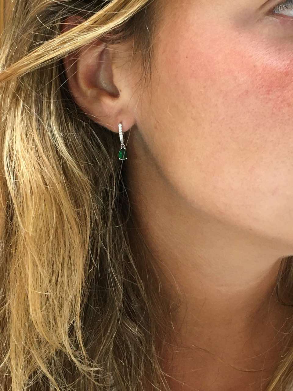 Pendiente colgante FIFI oro blanco circonitas y cuarzos verdes - Roman Joyero