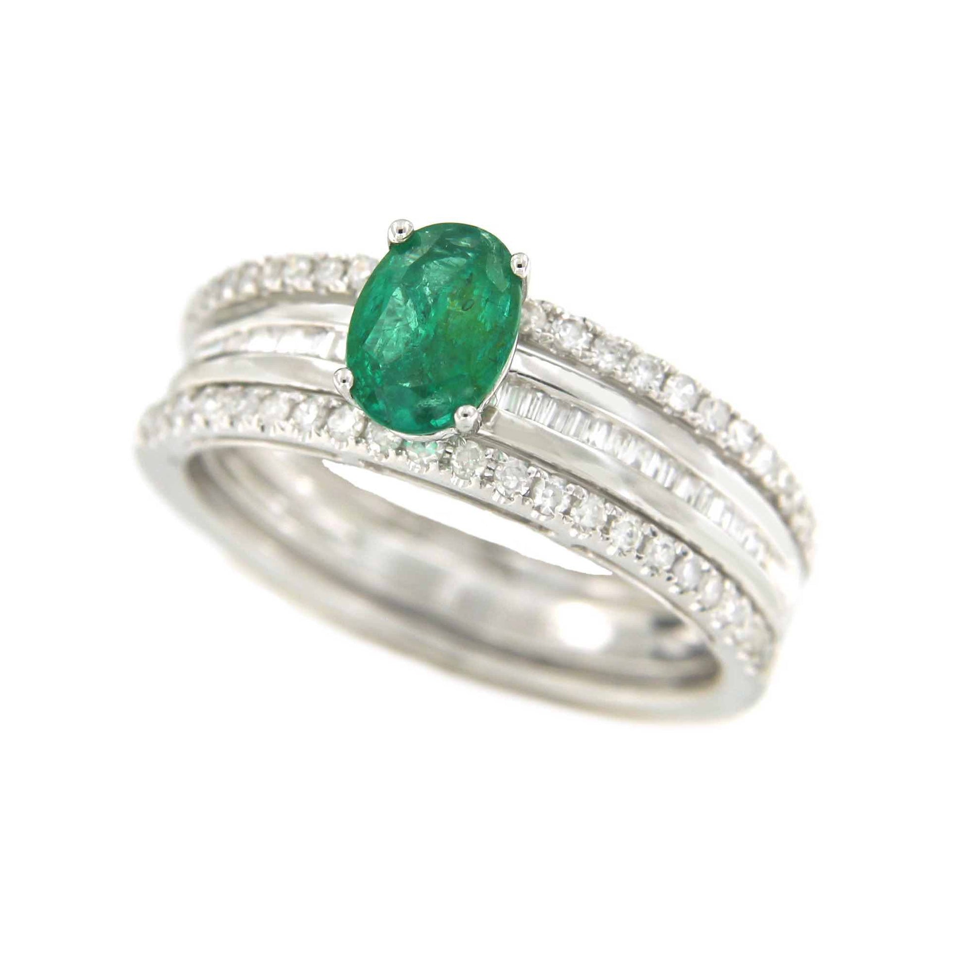 Anillo IRFAN en oro blanco con esmeralda, brillantes y baguettes