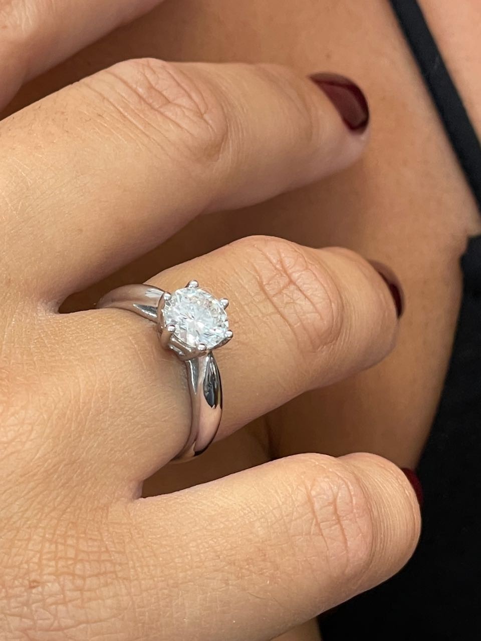 Solitario oro AMOR ETERNO con brillante