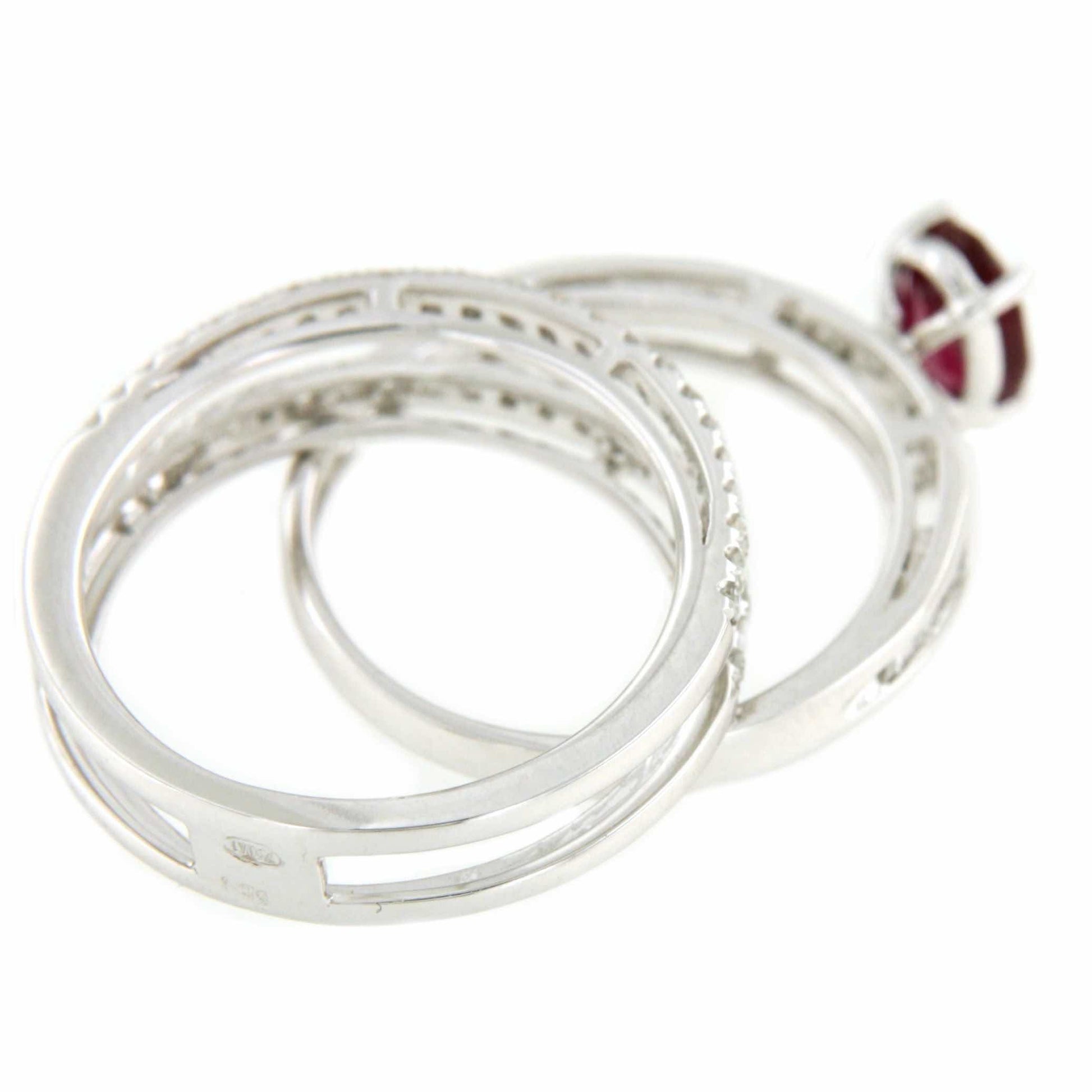 Anillo IRFAN en oro blanco con esmeralda, brillantes y baguettes