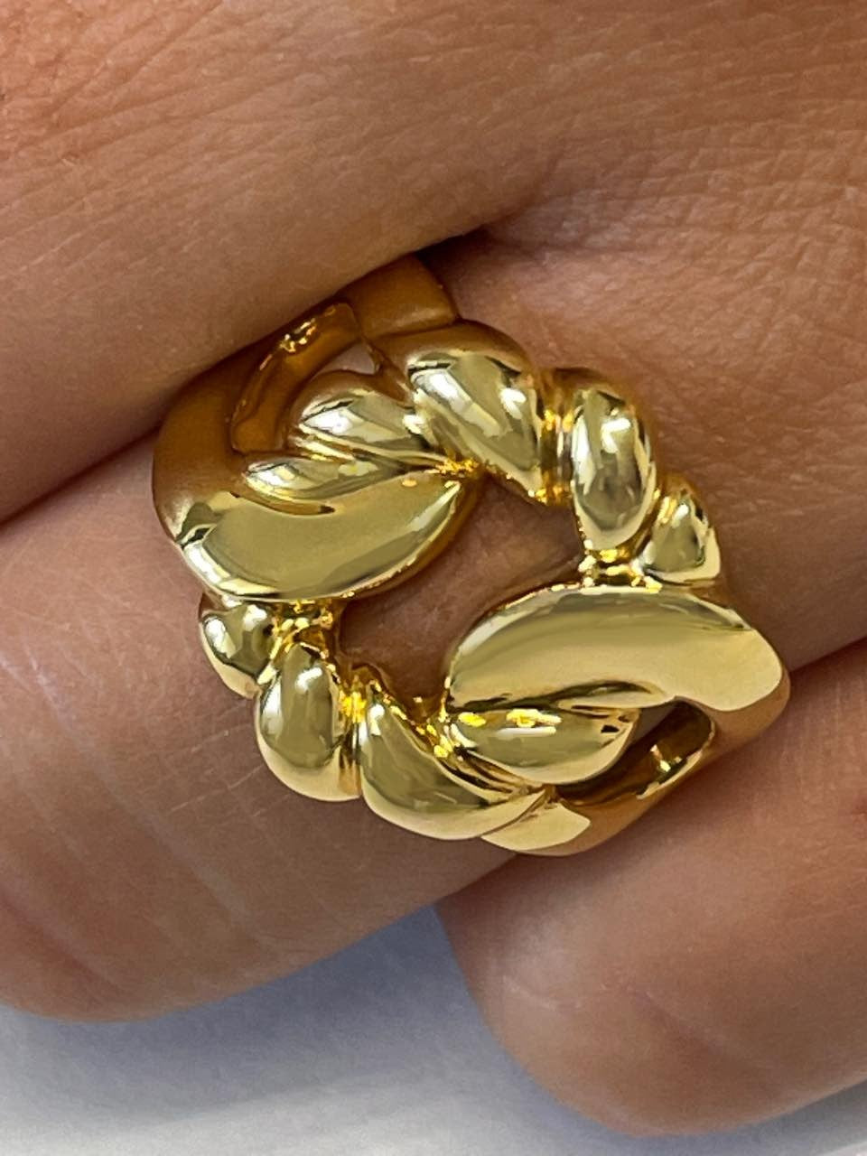 Anillo RECAY eslabón barbado en oro amarillo de 18 kilates - Roman Joyero