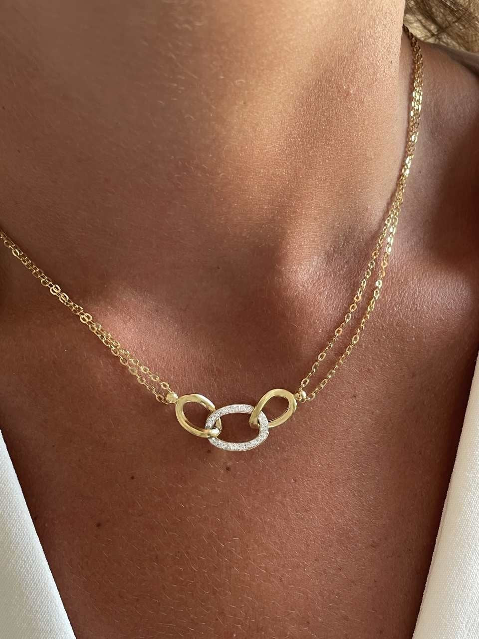 Gargantilla ERDAL en oro amarillo de 18 kilates con circonitas