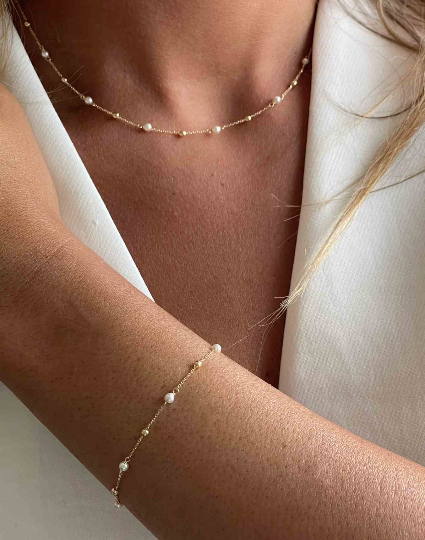 SISIL gargantilla perlas y bolitas en oro amarillo de 18 ktes - Roman Joyero