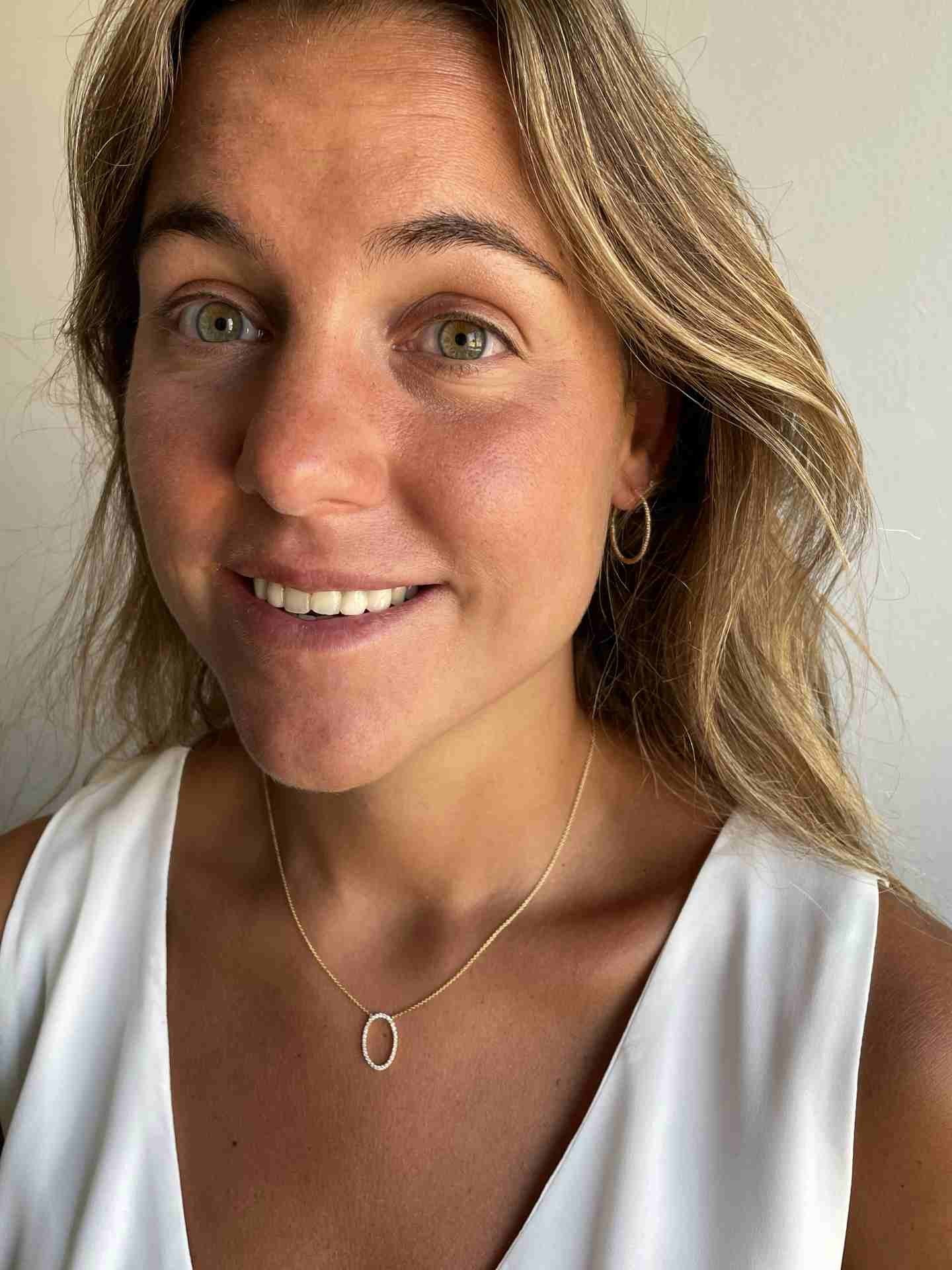 Gargantilla PERUGIA oro amarillo 18 ktes y oval en brillantes