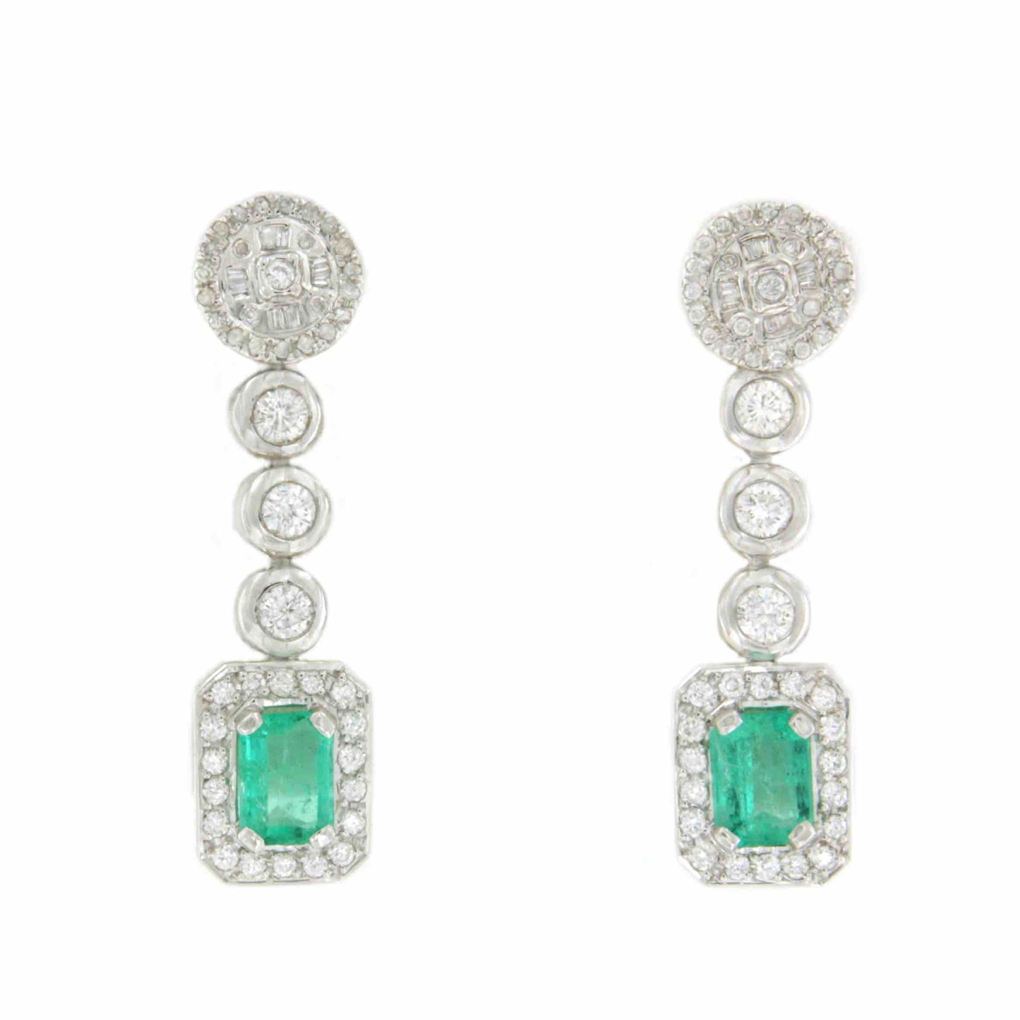 Pendientes ROMA de esmeraldas y brillantes en oro blanco 18 ktes.