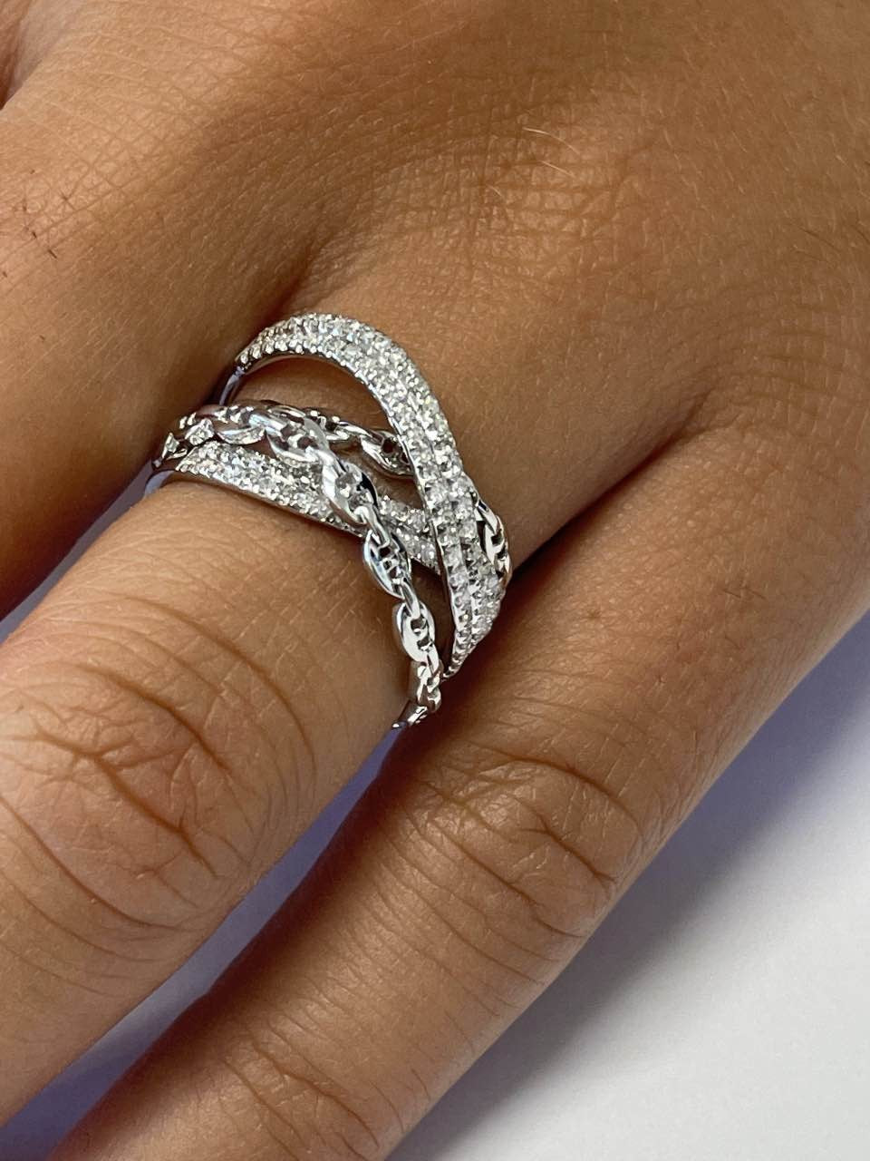 MODENA anillo de alianzas entrecruzadas con brillantes en oro - Roman Joyero